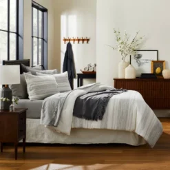 3pc Heathered Stripe Comforter Bedding Set - Hearth & Hand™ With Magnolia -Dream house GUEST f5d6068f c55f 4043 923f e6673cd682bd